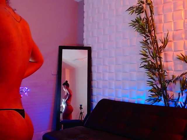 Снимки SHARON-LOVE Hey guys come to @fuck my pussy at @goal 999 tkns and get my squirt load