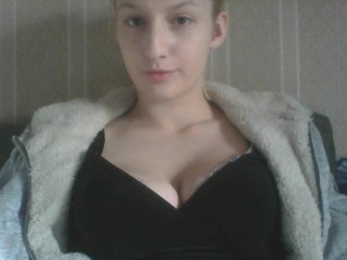 Снимки investRichArt Hi my love! Lovense starts to work from 2 tks! Come in pvt and take all of me )))