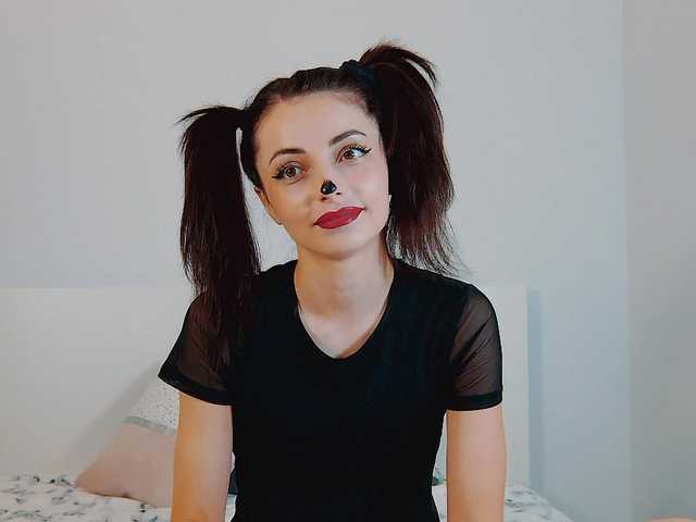 Снимки Little_Lilu Hi, welcome to my room!❤❤❤I am Lily more me in group and pvt show ❤❤❤ @remain for good mood